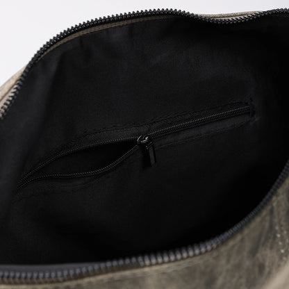 LA Bag anthracite black leather interior close up
